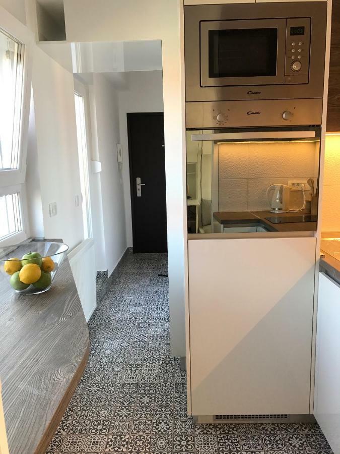 Sweet & Petite Apartment ซาเกร็บ ภายนอก รูปภาพ